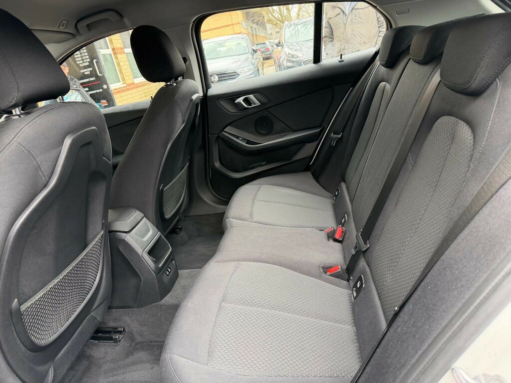 BMW 1 Series Se Auto Blue #17