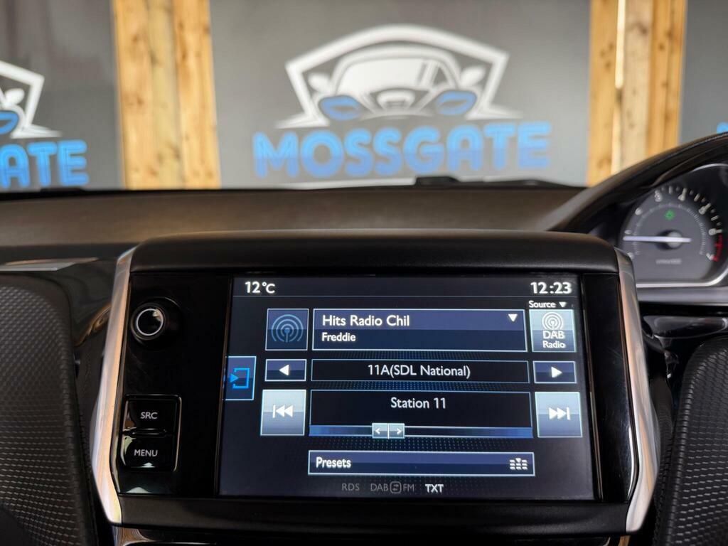 Peugeot 208 Peugeot 208 1.4 Hdi Active Hatchback Ma Blue #19