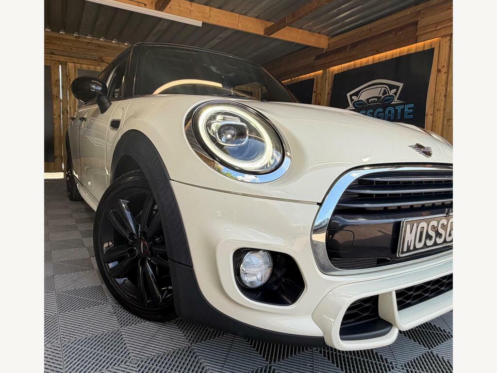 Mini Hatch 1.5 Cooper D Steptronic Euro 6 Ss YB68SWW White #2