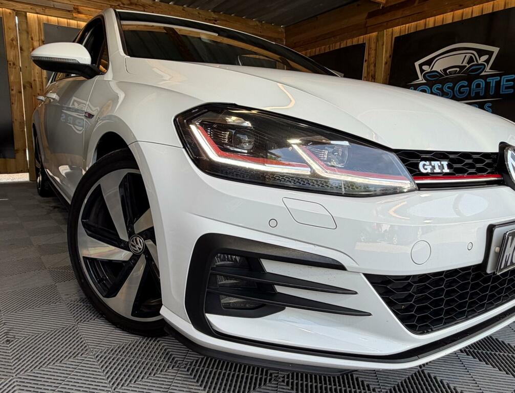 Volkswagen Golf 2.0 Tsi Bluemotion Tech Gti Dsg Euro 6 Ss RV67BYP White #2