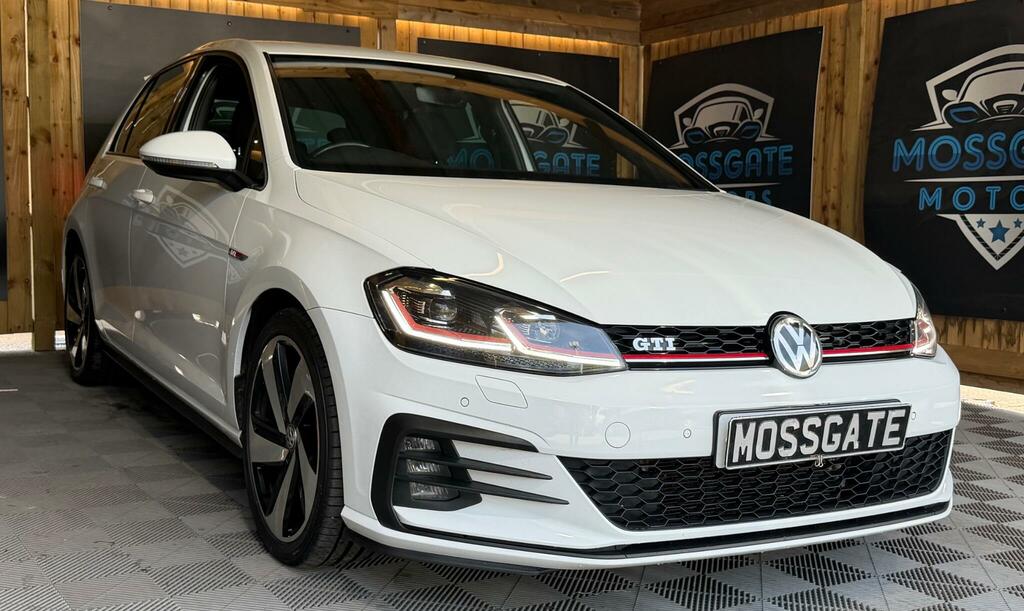 Volkswagen Golf 2.0 Tsi Bluemotion Tech Gti Dsg Euro 6 Ss RV67BYP White #3