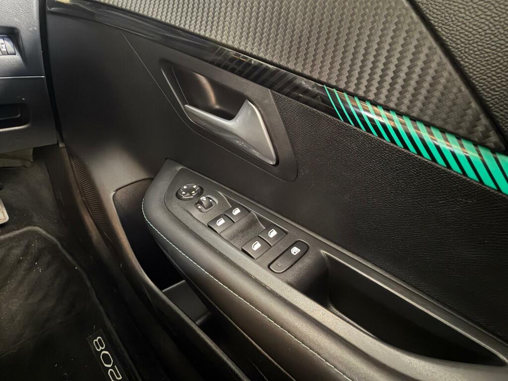 Peugeot 208 Active Premium Puretech Ss Black #26