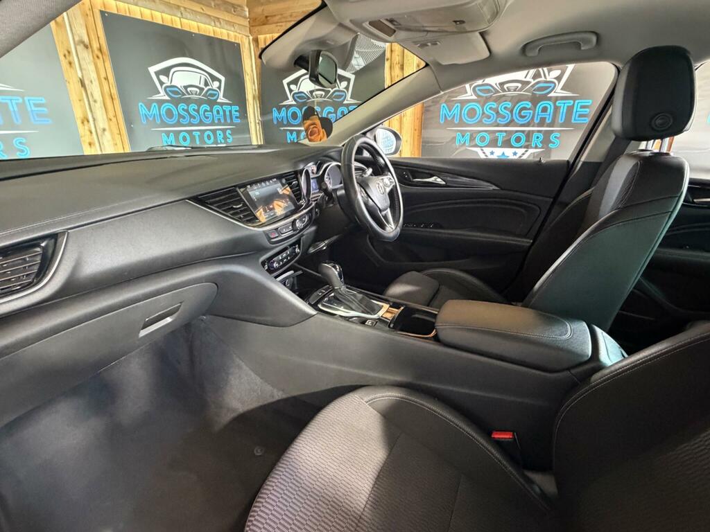 Vauxhall Insignia 1.5L Design Silver #30