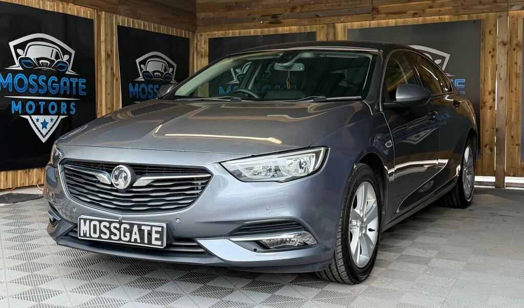 Vauxhall Insignia 1.5L Design Silver #7