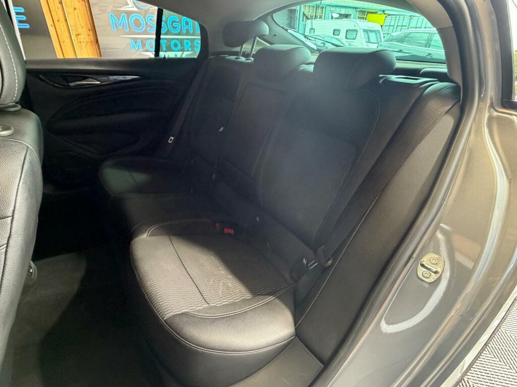 Vauxhall Insignia 1.5L Design Silver #19