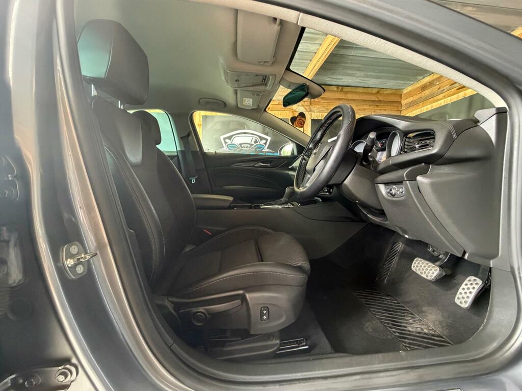 Vauxhall Insignia 1.5L Design Silver #16