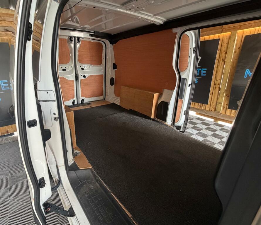 Vauxhall Vivaro L2h1 2900 Edition Ss White #14