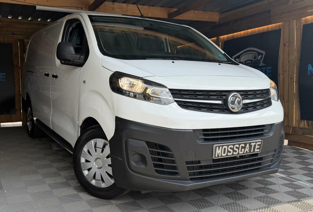Vauxhall Vivaro 2.0 Turbo D 3100 Edition L2 H1 Euro 6 Ss White
