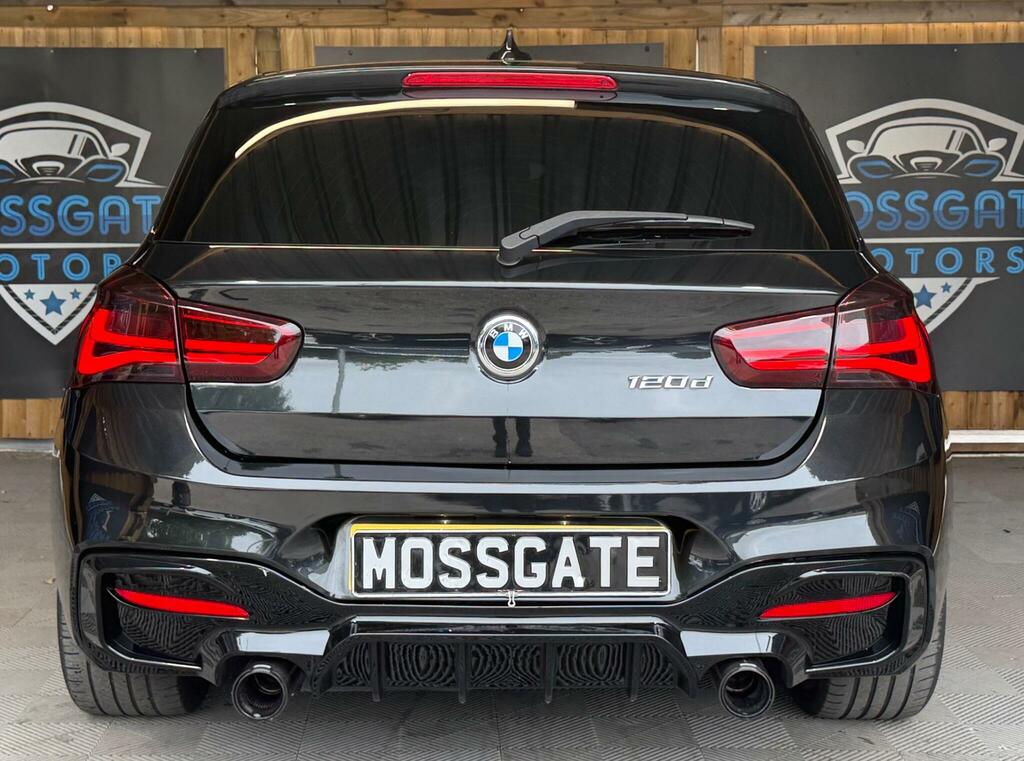 BMW 1 Series Sport White #8