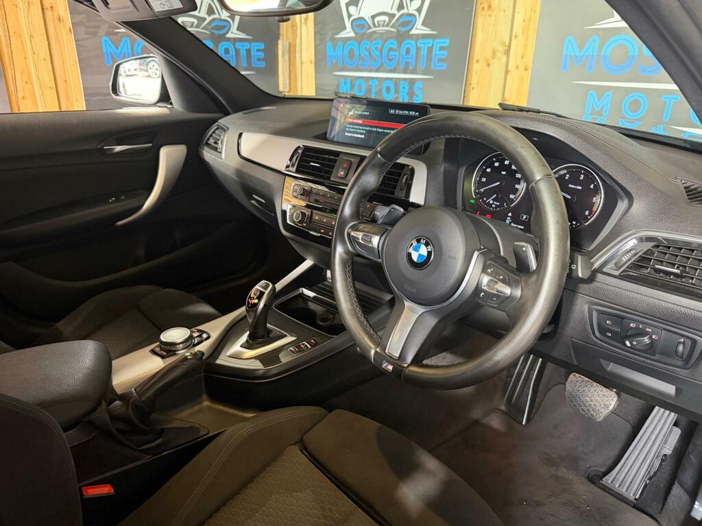 BMW 1 Series Sport White #10