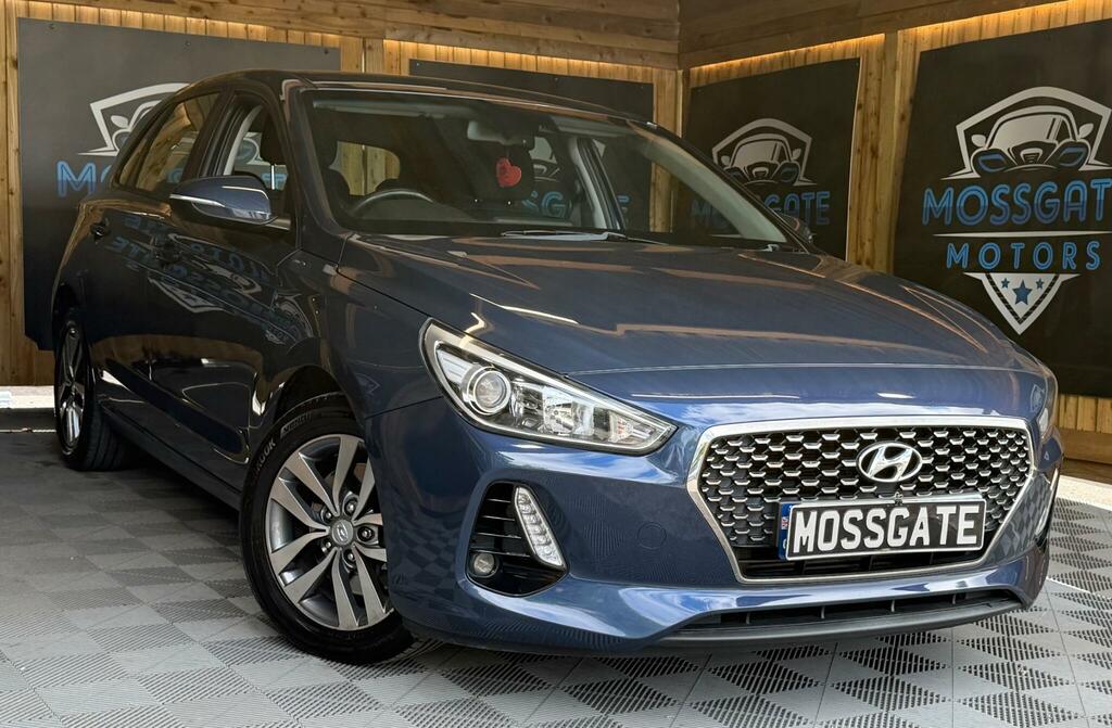 Hyundai I30 1.6 Crdi Blue Drive Se Nav Dct Euro 6 Ss Blue