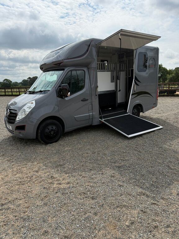 Vauxhall Movano 2.3 Cdti 3500 Panel Van Fwd L2 H White #2