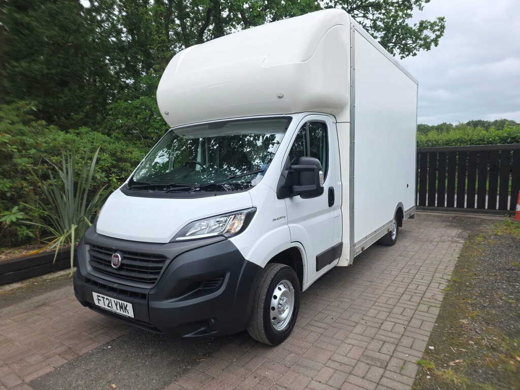 Fiat Ducato 2.3 Multijetii 35 Platform Cab M White