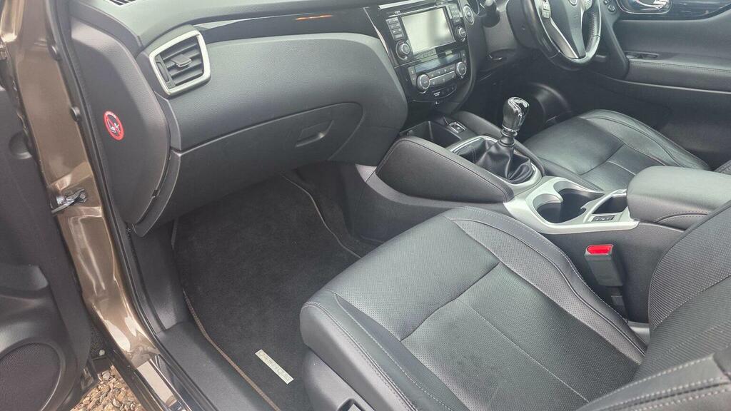 Nissan Qashqai 1.6 Dci Acenta Premium Black #28