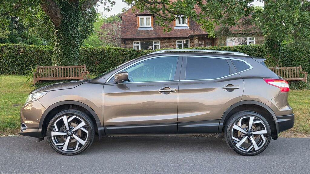 Nissan Qashqai 1.6 Dci Acenta Premium Black #4