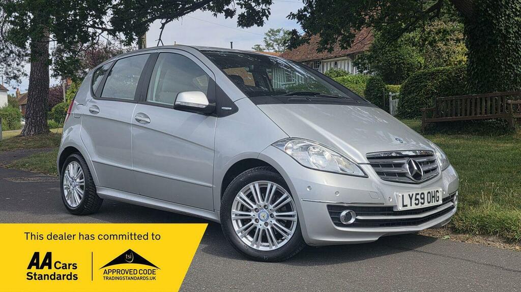 Mercedes-Benz A Class 1.7 A180 Elegance Se Cvt 200959 Silver