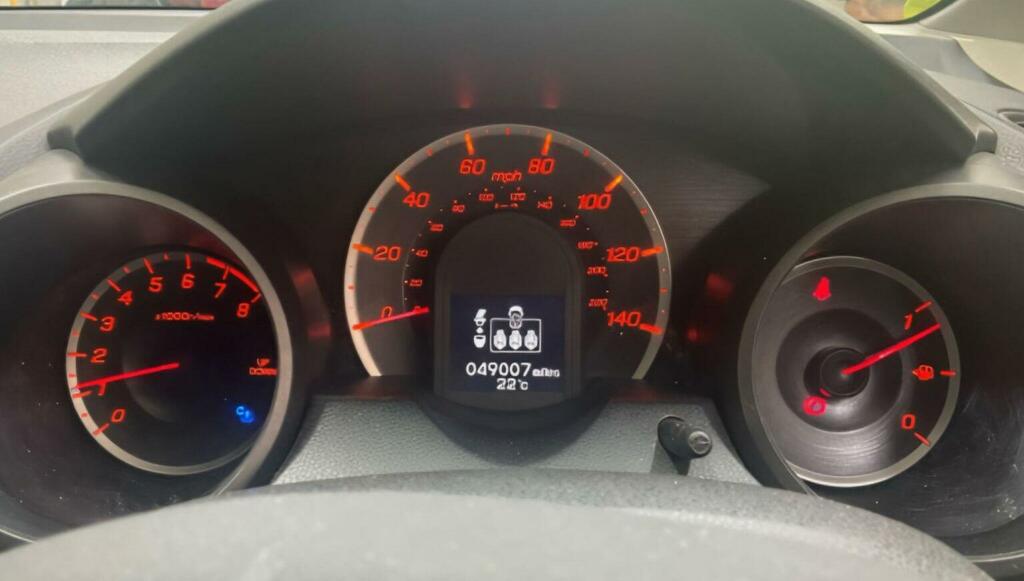 Honda Jazz 1.3 Ex Nav 101 Bhp 35 Road Tax Onl White #8