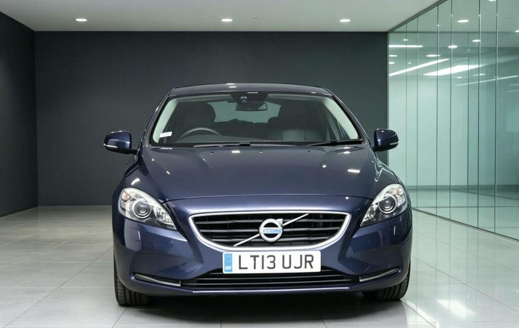 Volvo V40 1.6 D2 Se Lux Nav Euro 5 Ss Blue #2