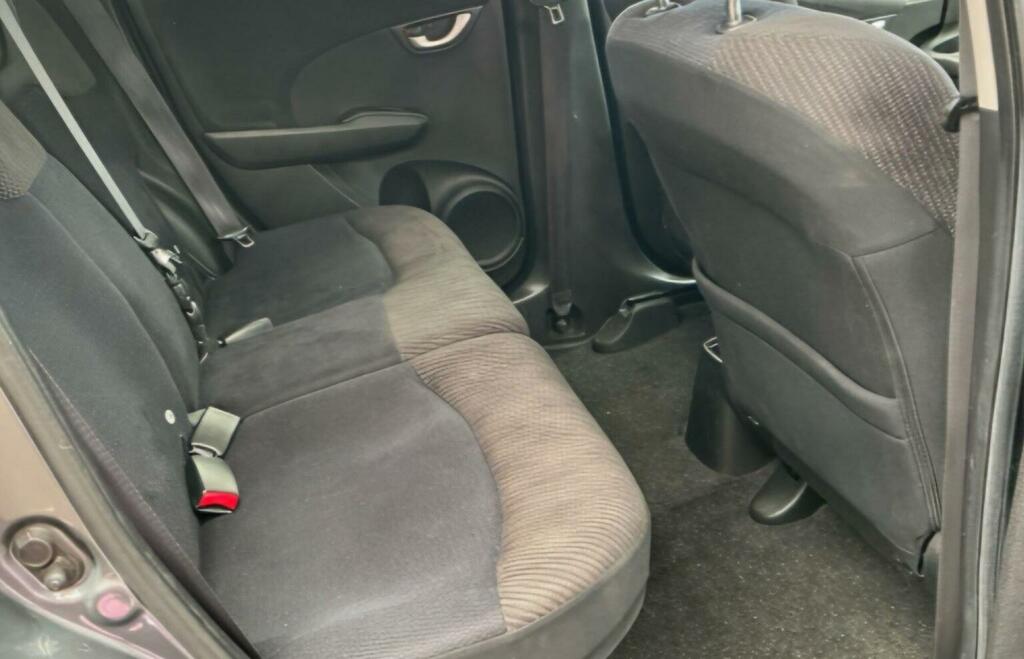 Honda Jazz 1.3 Se Cvt Red #10
