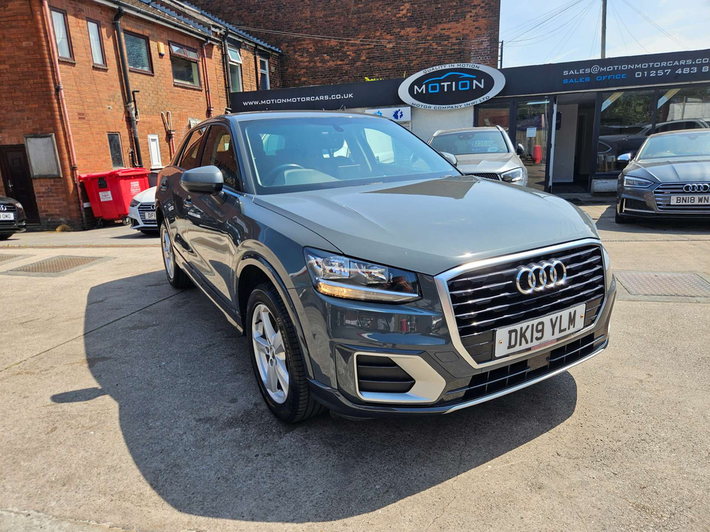 Audi Q2 Sport 30 Tfsi DK19YLM #5