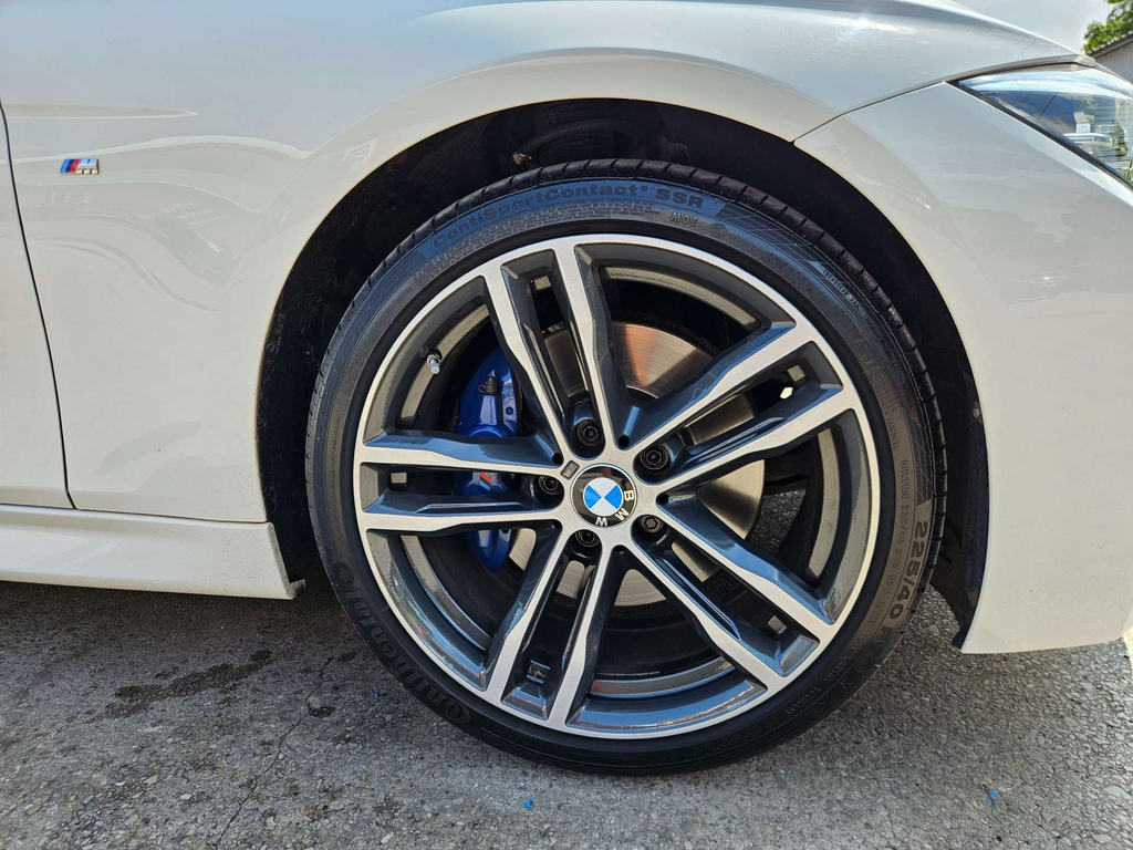 BMW 3 Series Saloon Blue #22