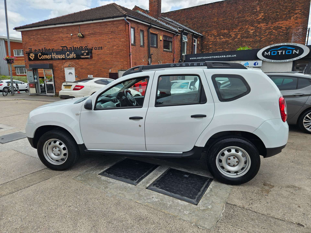 Dacia Duster Suv 1.5 Dci Laureate 4Wd Euro 5 201515 White #13