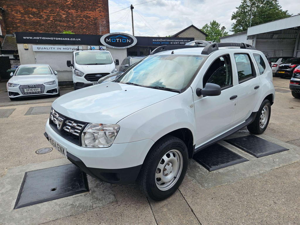 Dacia Duster Suv 1.5 Dci Laureate 4Wd Euro 5 201515 White #9