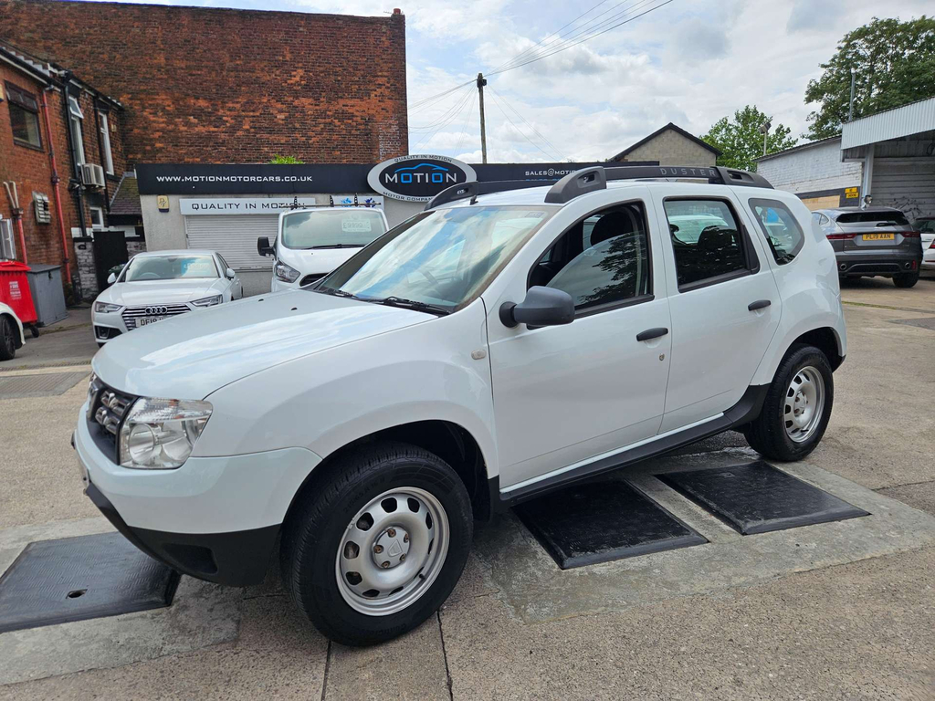 Dacia Duster Suv 1.5 Dci Laureate 4Wd Euro 5 201515 White #10