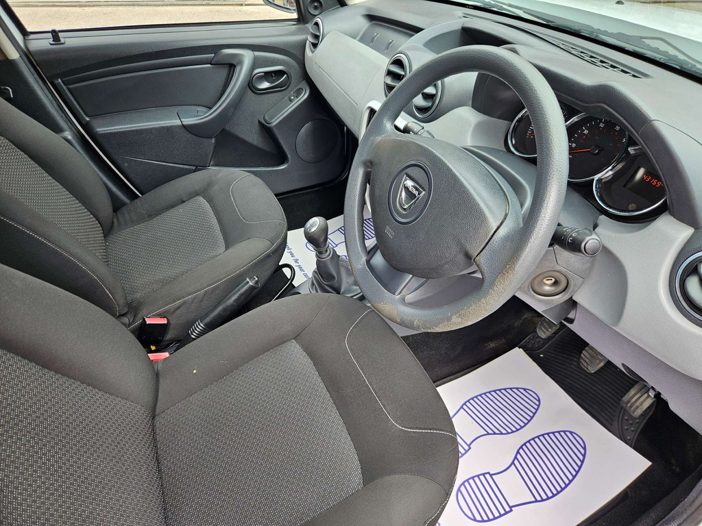 Dacia Duster Suv 1.5 Dci Laureate 4Wd Euro 5 201515 White #15