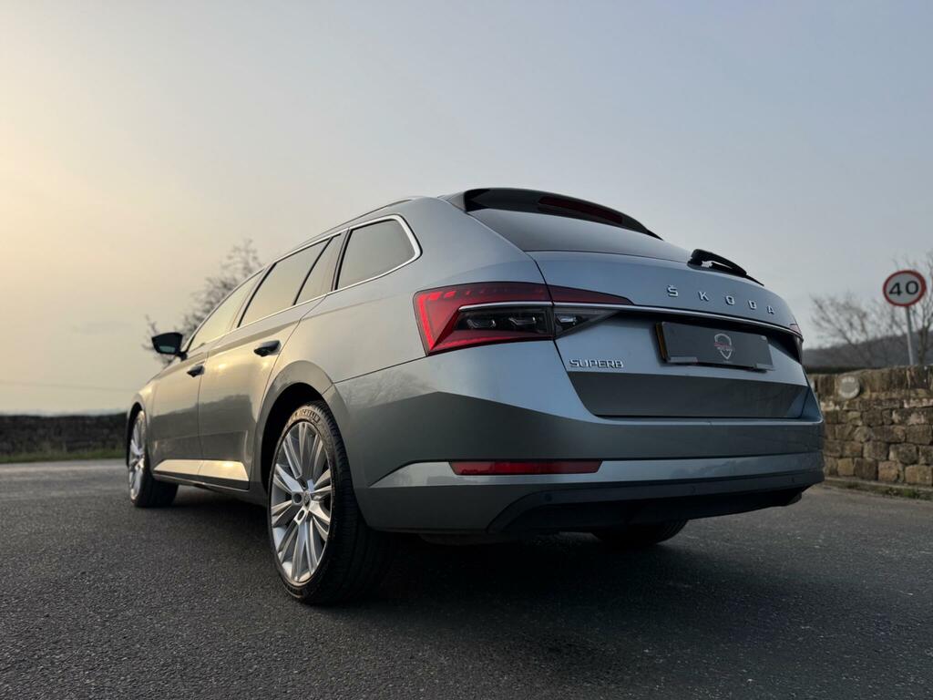 Skoda Superb Automatic Grey #31