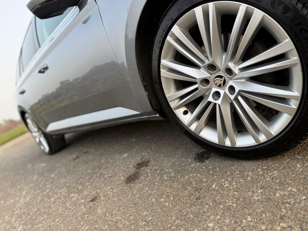 Skoda Superb Automatic Grey #37