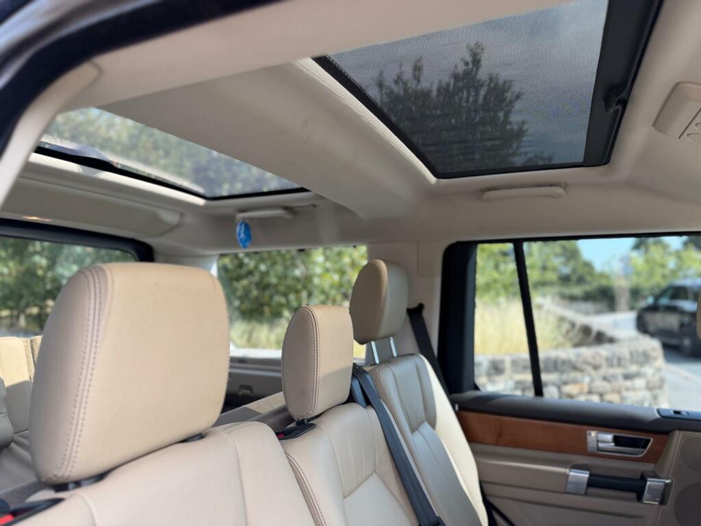 Land Rover Discovery 4 4 3.0 Grey #29
