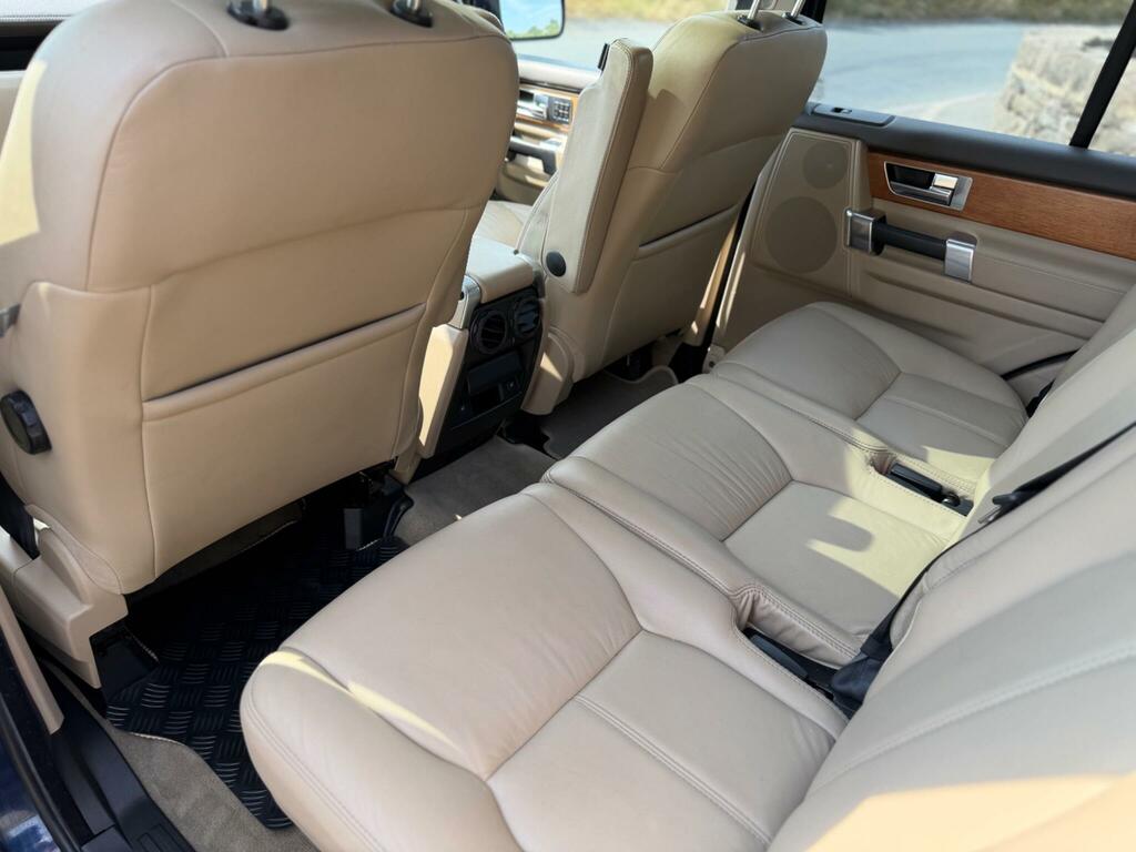 Land Rover Discovery 4 4 3.0 Grey #26
