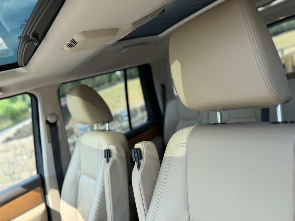 Land Rover Discovery 4 4 3.0 Grey #24