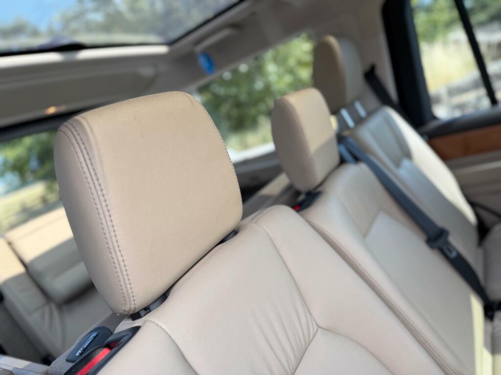 Land Rover Discovery 4 4 3.0 Grey #22