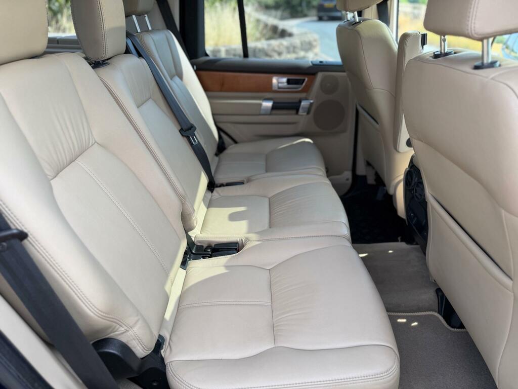 Land Rover Discovery 4 4 3.0 Grey #28