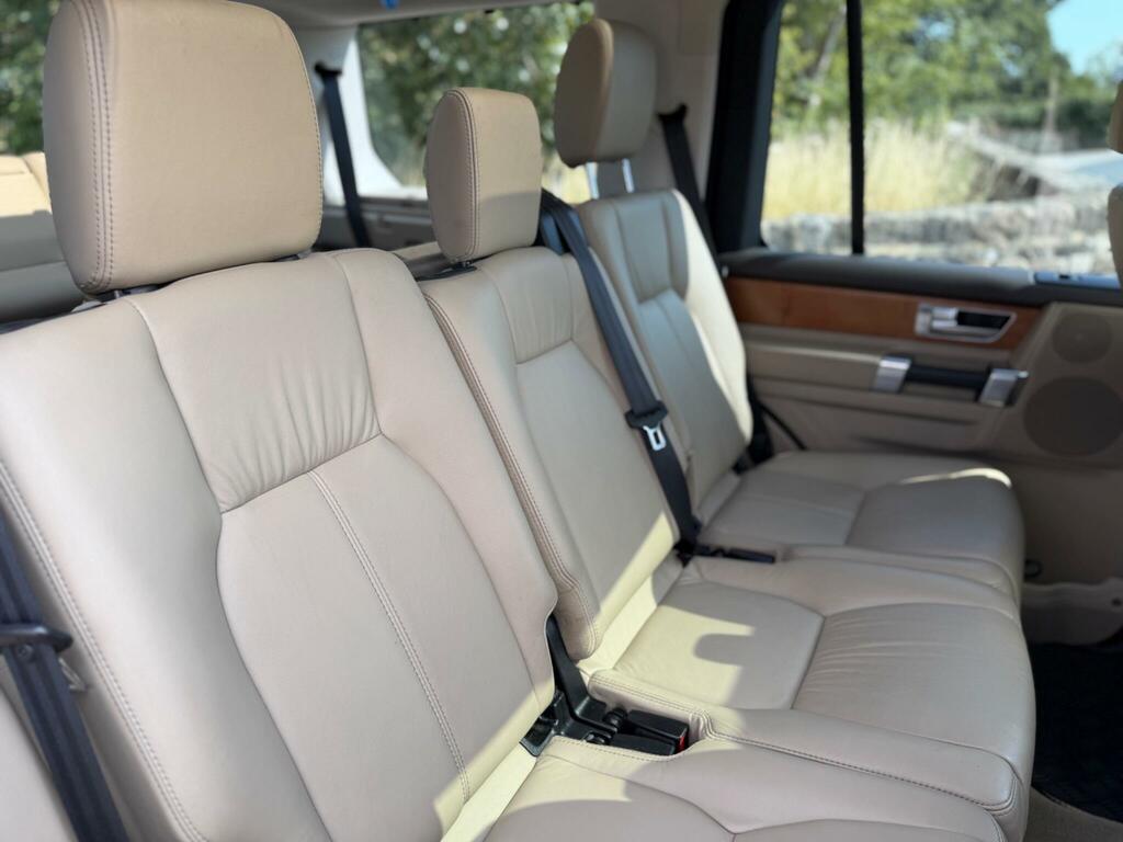 Land Rover Discovery 4 4 3.0 Grey #30