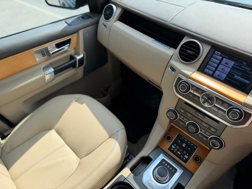 Land Rover Discovery 4 4 3.0 Grey #18