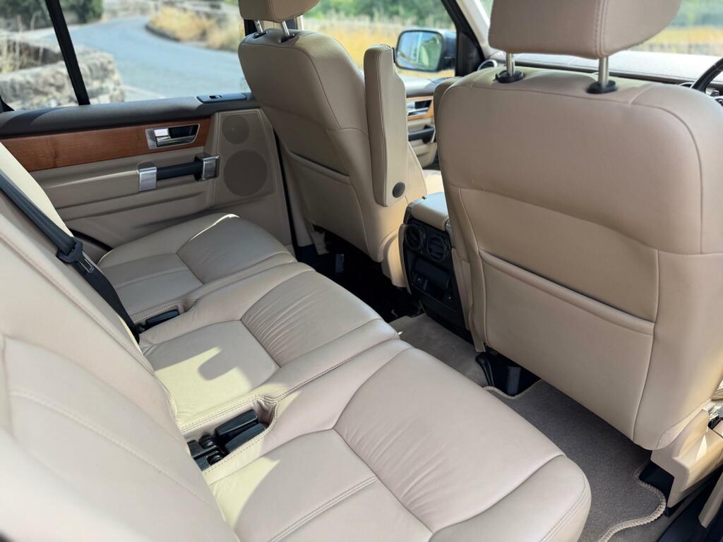 Land Rover Discovery 4 4 3.0 Grey #31