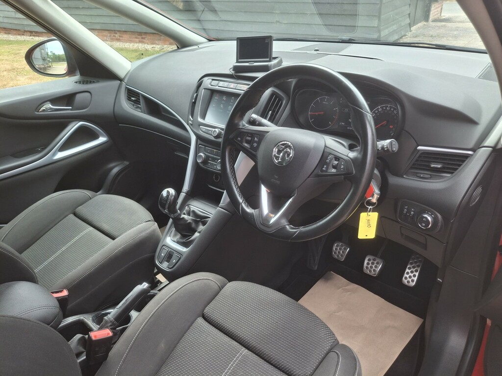 Vauxhall Zafira Tourer 1.4 I Turbo Sri Red #2