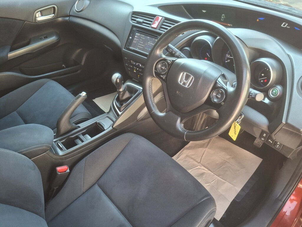 Honda Civic 1.8 I-vtec Se Plus Red
