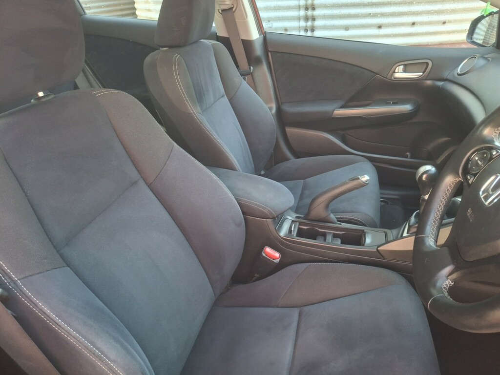 Honda Civic 1.8 I-vtec Se Plus Red #5