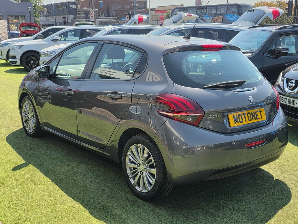 Peugeot 208 1.2 Puretech Signature Hatchback Grey #5