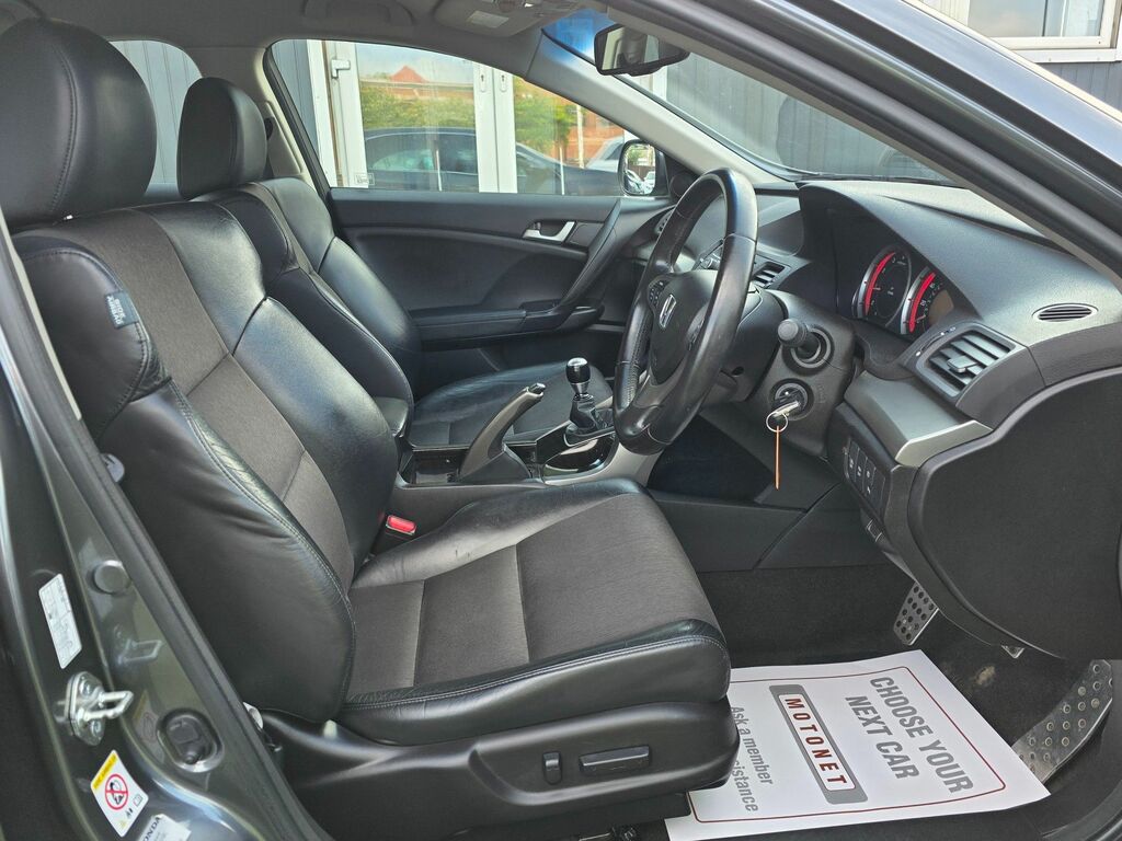Honda Accord Vtec Executive Service History Silver #13