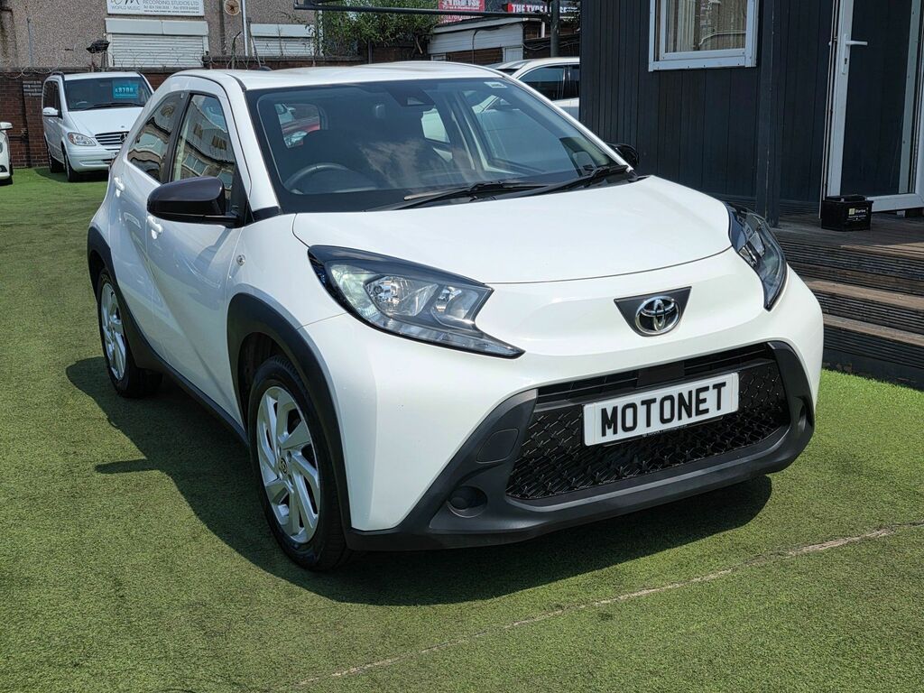 Toyota Aygo X 1.0 Vvt-i Pure Hatchback Euro 6 White