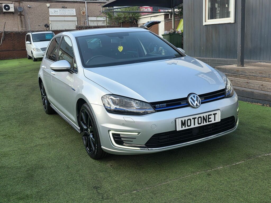 Volkswagen Golf 1.4 Tsi Gte Hatchback Plug-in Hybrid Ds Silver