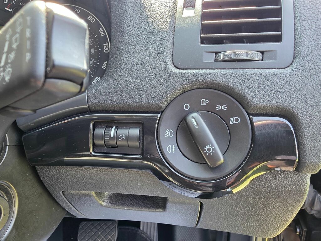 Skoda Octavia Elegance #32