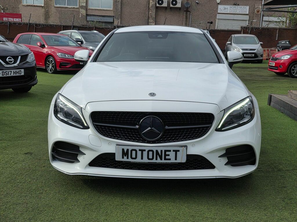 Mercedes-Benz C Class 2.0 C300d Amg Line Premium Coupe White #4