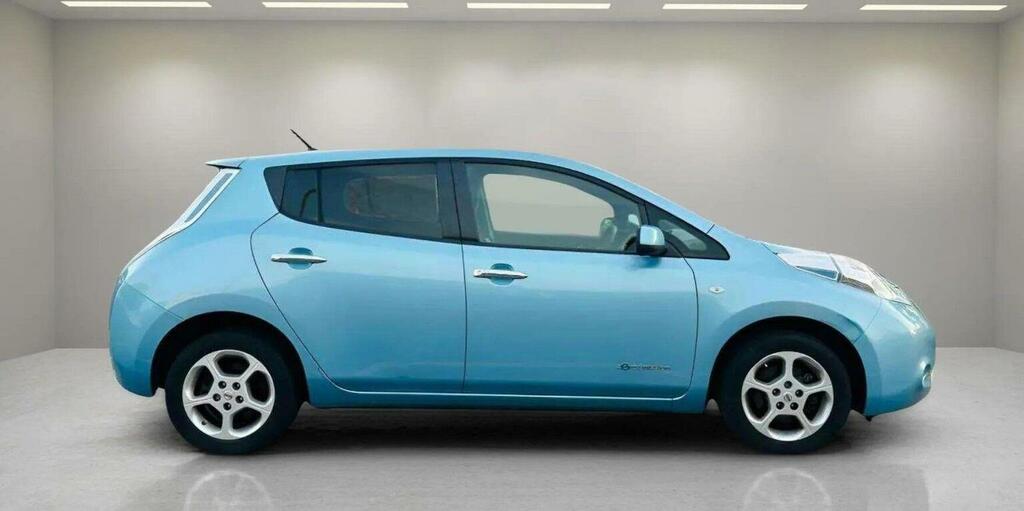 Nissan Leaf Hatchback 24Kwh Acenta 201565 Blue #3