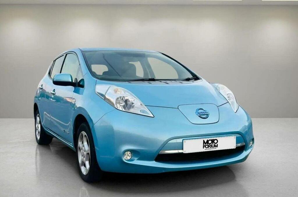 Nissan Leaf Hatchback 24Kwh Acenta 201565 Blue